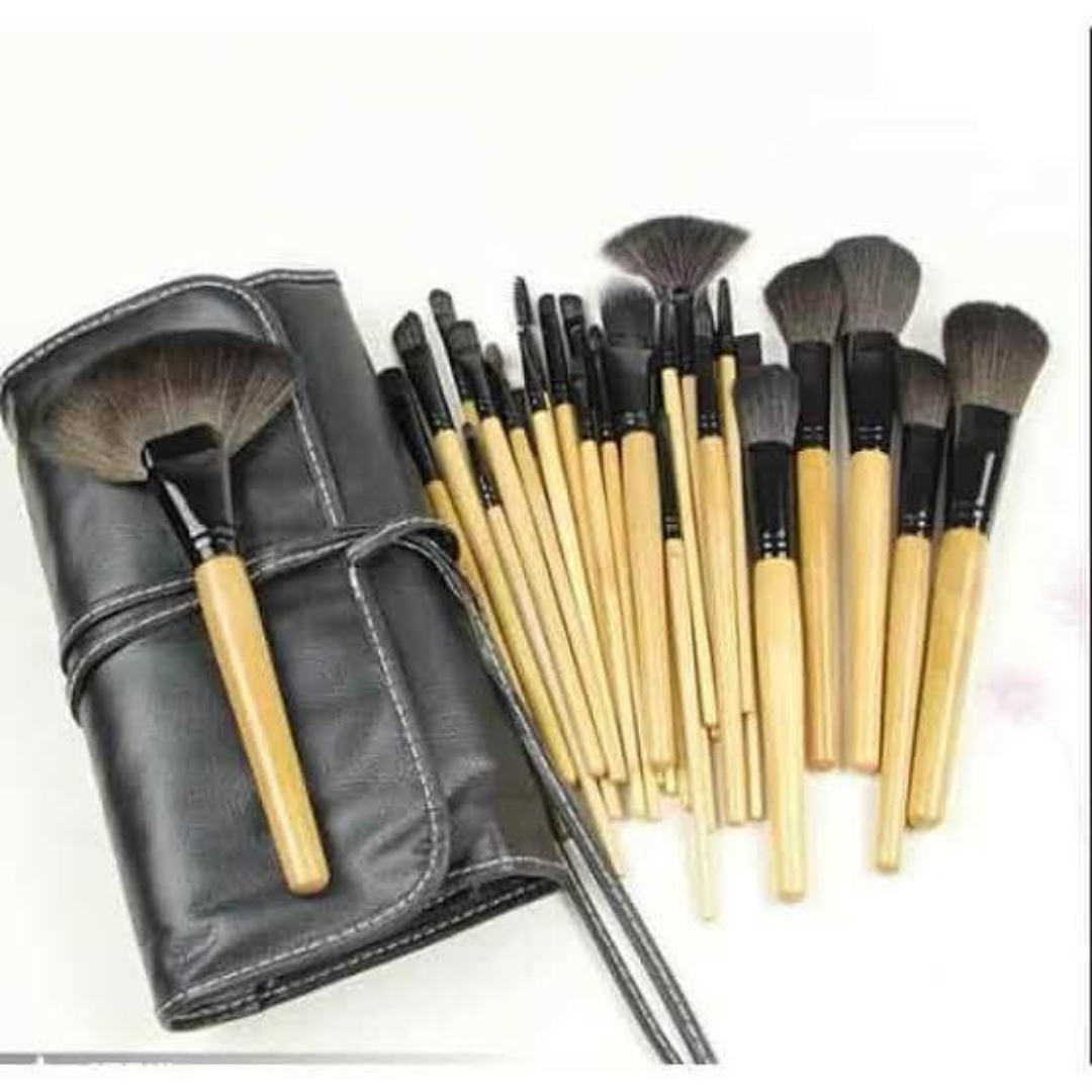 Bobbi Brown 24 Pcs Professional Makeup Eyebrow Brush Set