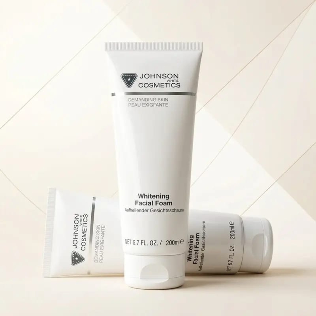 Johnson Whitening Facial Foam (200ml)